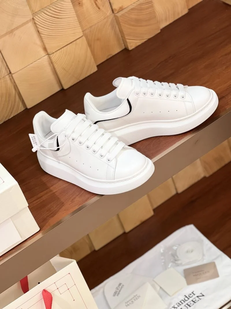 RelaxedFit Alexander Mcqueen Low Shoes 16466