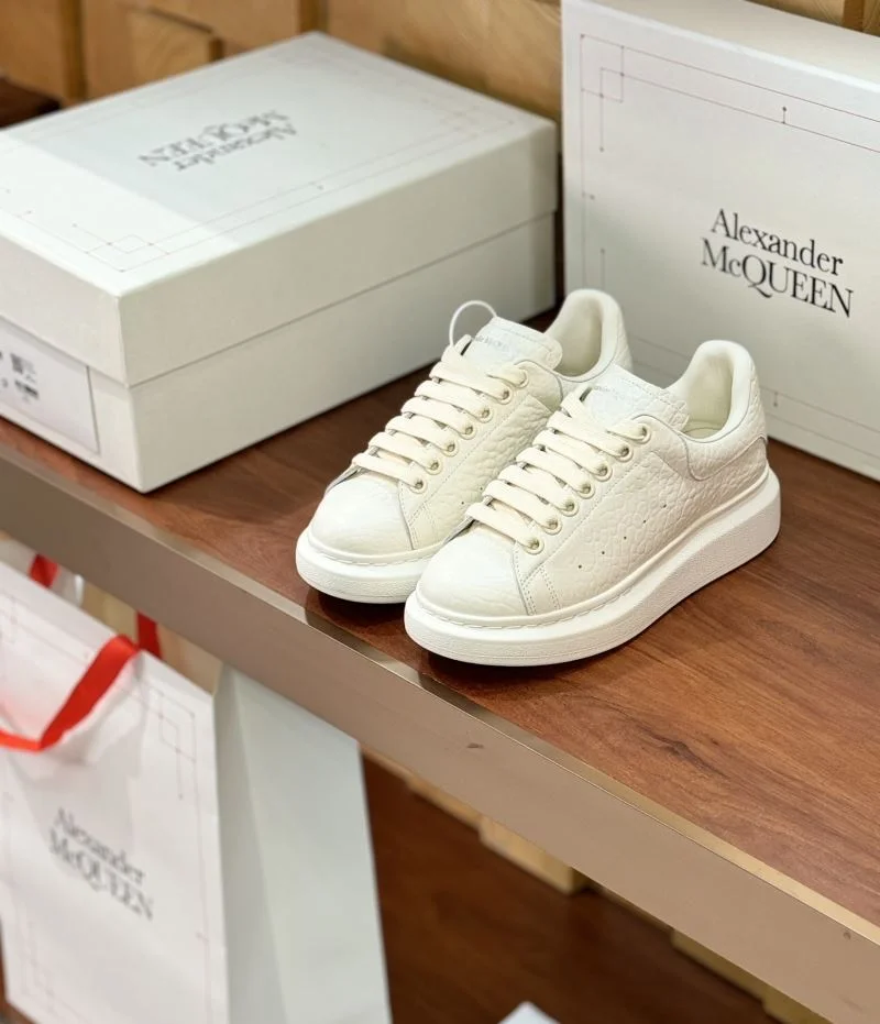 EasyMatch Alexander Mcqueen Low Shoes 16477
