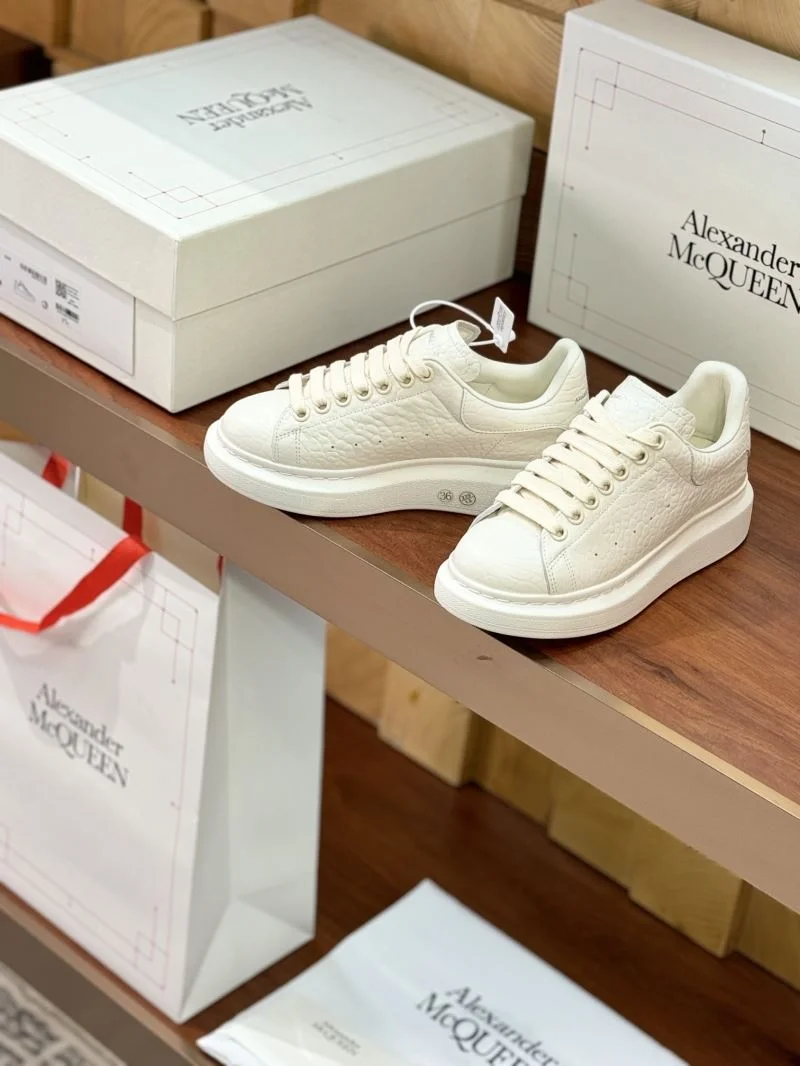 EasyMatch Alexander Mcqueen Low Shoes 16477