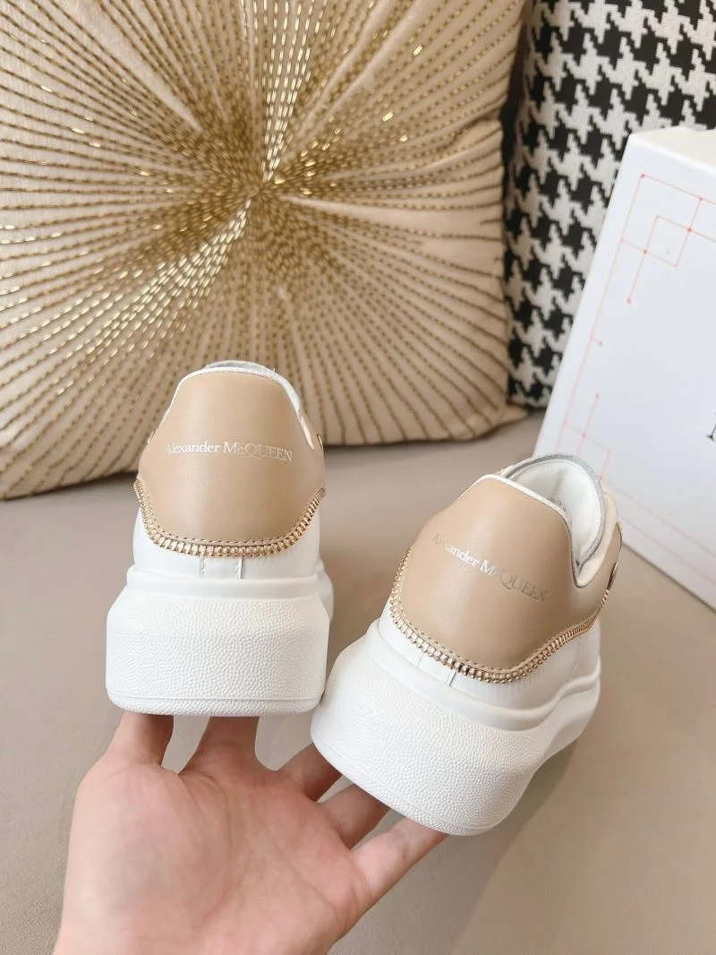 Alexander Mcqueen Low Shoes ModernLook 16459