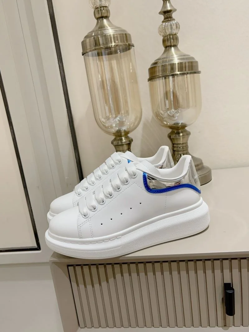 Alexander Mcqueen Low Shoes UrbanChic 16464