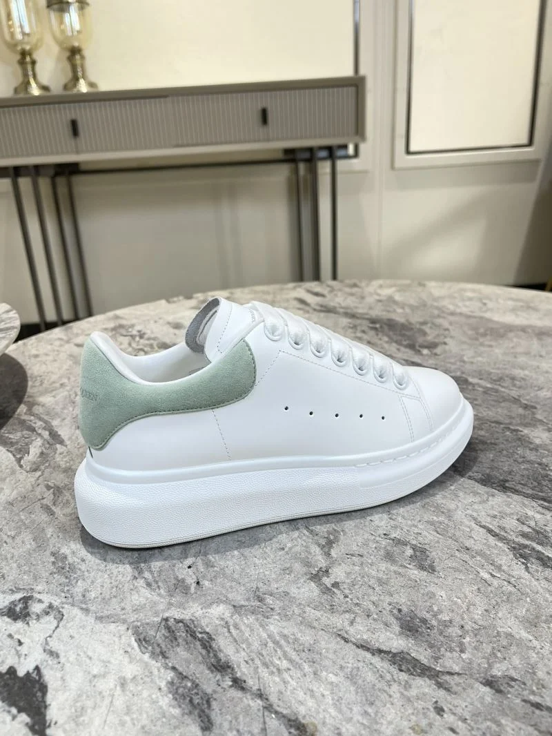 Alexander Mcqueen Low Shoes DailyWear 16452
