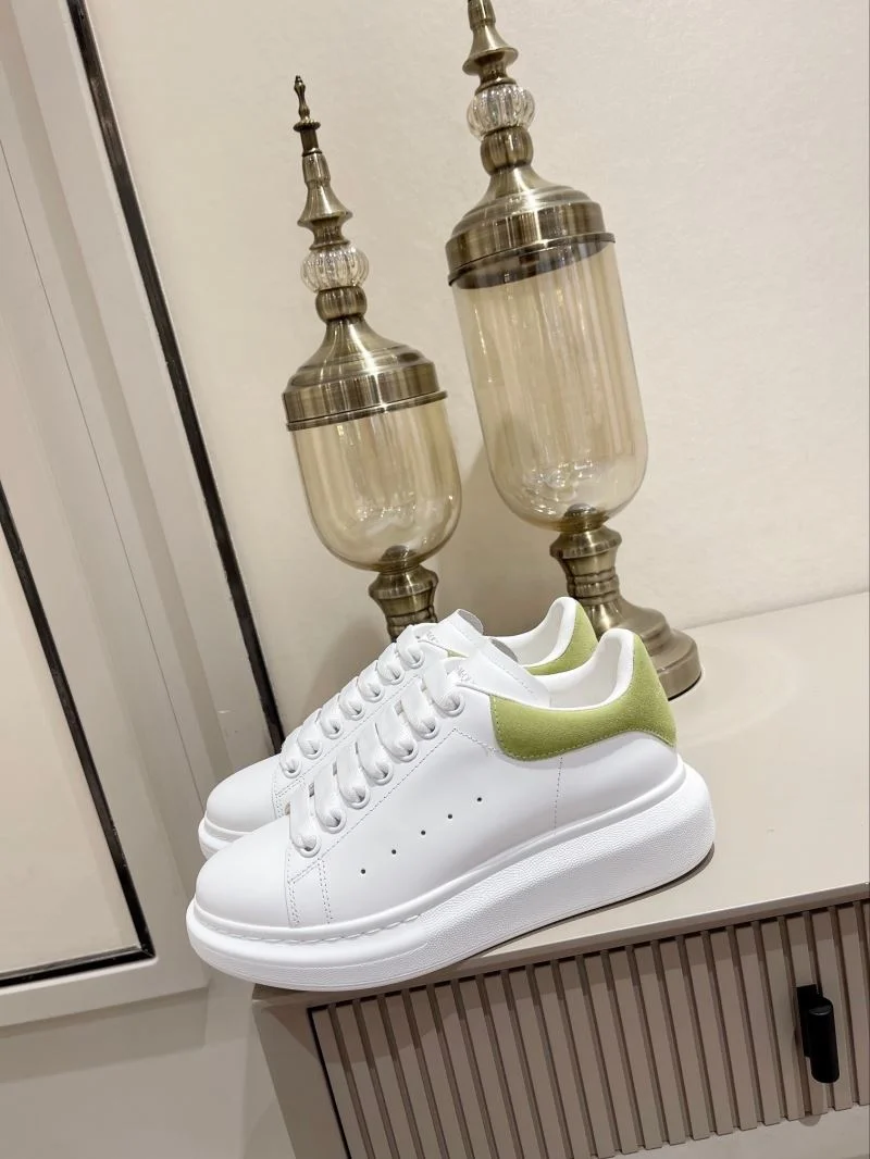 Alexander Mcqueen Low Shoes OnTrend 16450