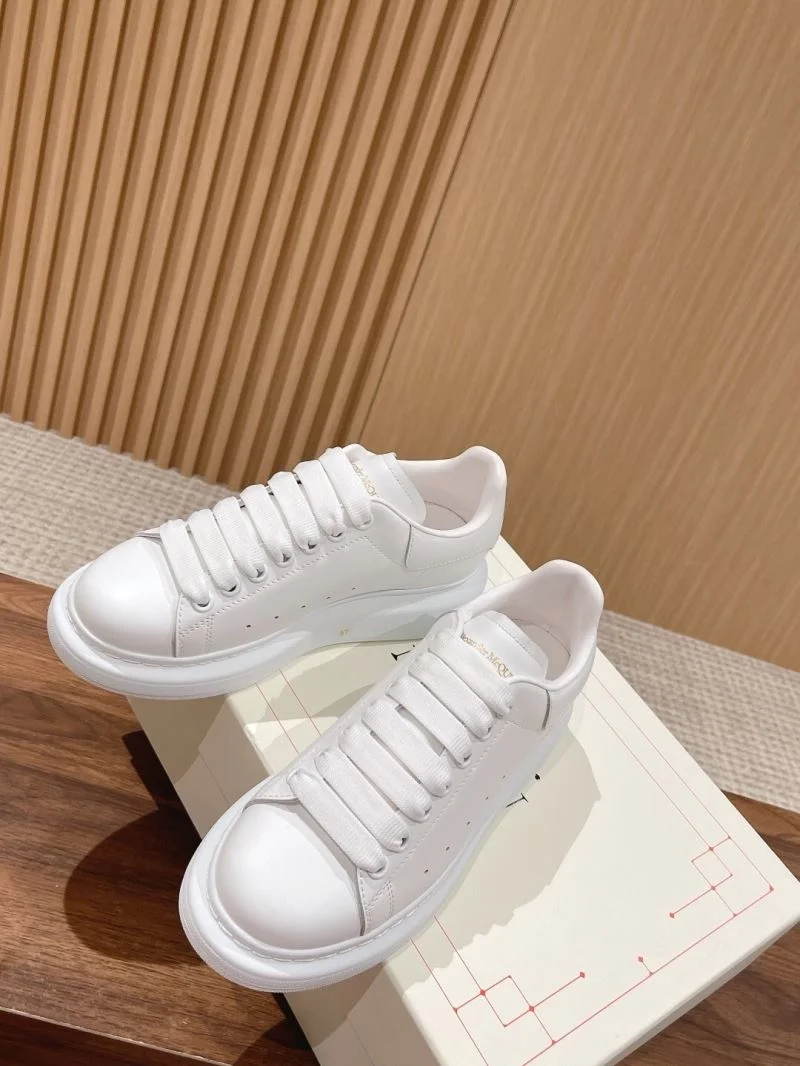 Alexander Mcqueen Low Shoes FashionForward 16433