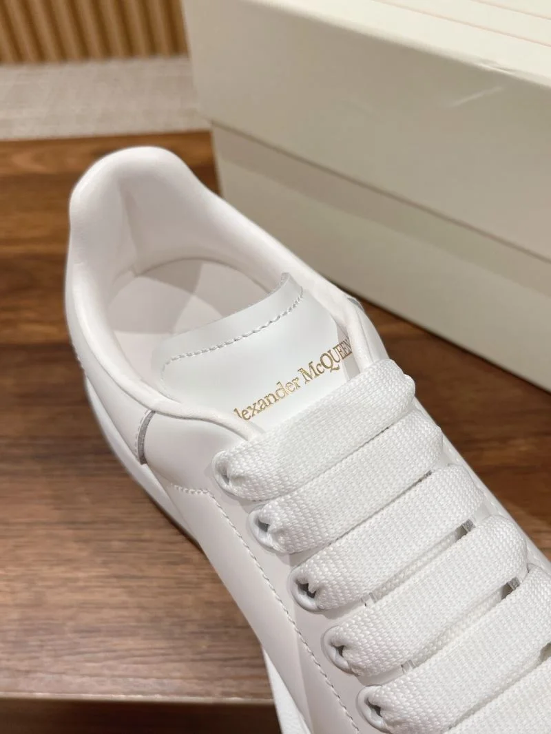 Alexander Mcqueen Low Shoes FashionForward 16433