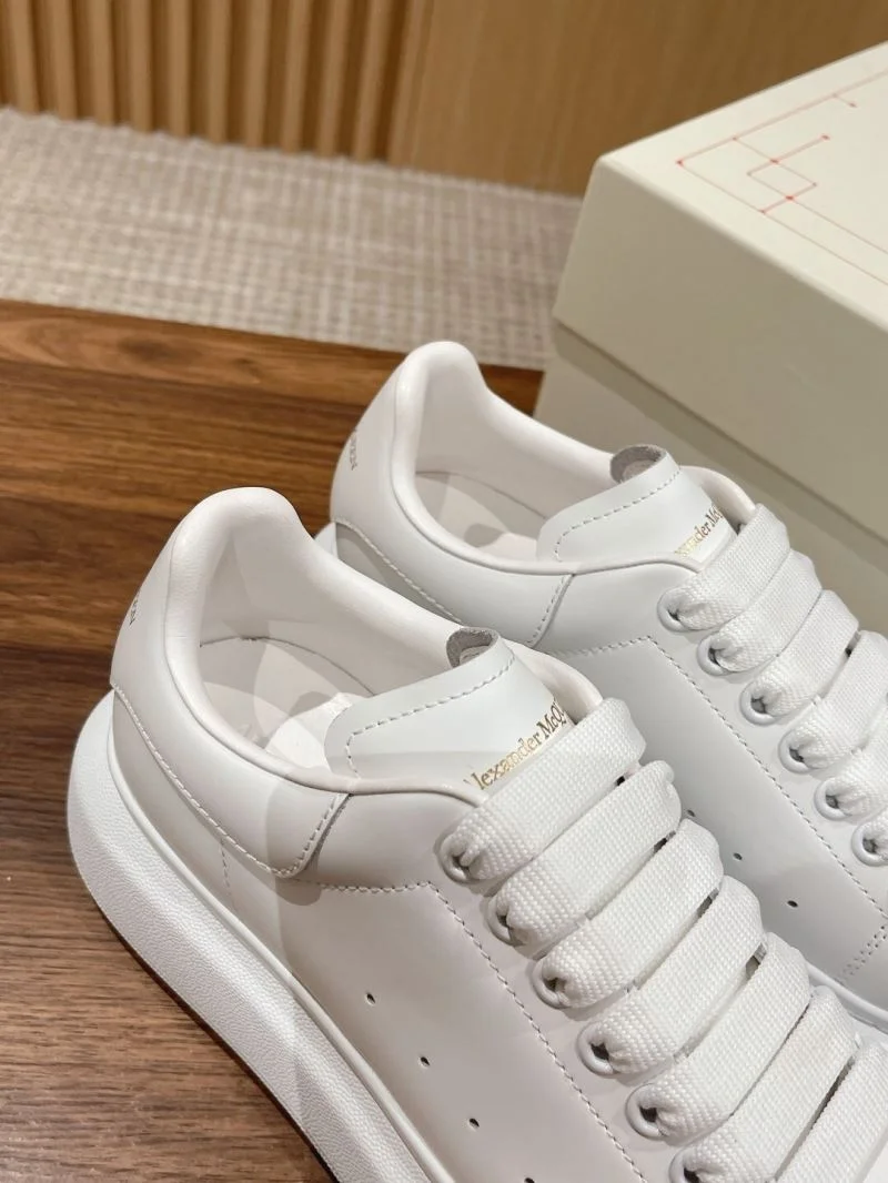Alexander Mcqueen Low Shoes FashionForward 16433