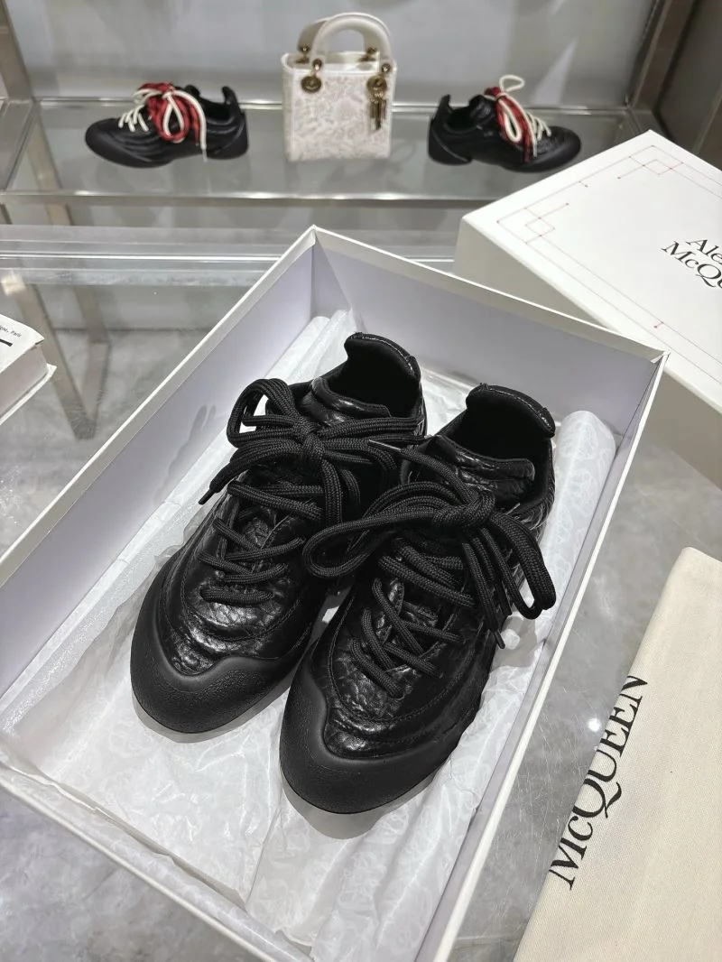 Alexander Mcqueen Low Shoes Comfortable 16403