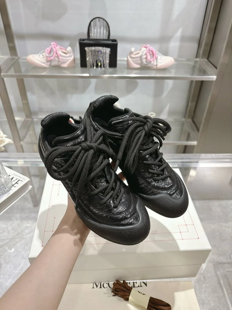 Alexander Mcqueen Low Shoes Comfortable 16403