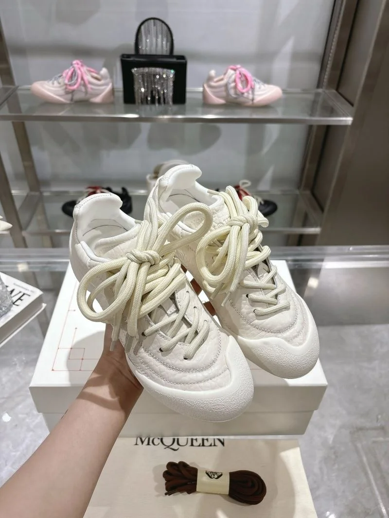 Alexander Mcqueen Low Shoes Snug 16411