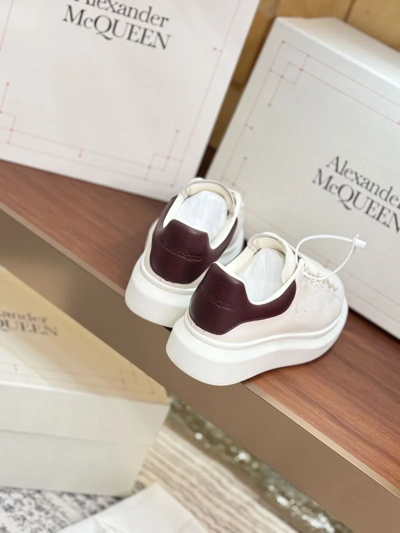 Lightweight Alexander Mcqueen Low Shoes 16530