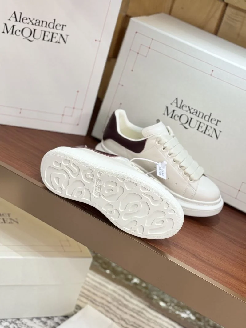 Lightweight Alexander Mcqueen Low Shoes 16530