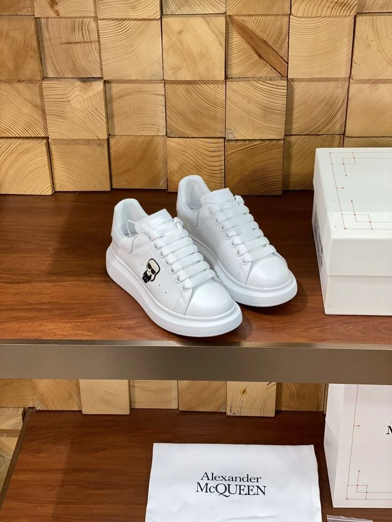 SunProtective Alexander Mcqueen Low Shoes 16541