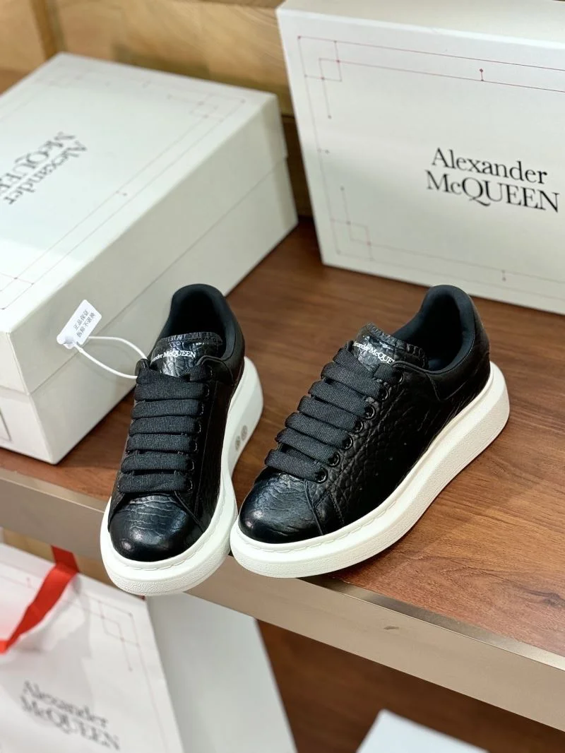 Cozy Alexander Mcqueen Low Shoes 16481