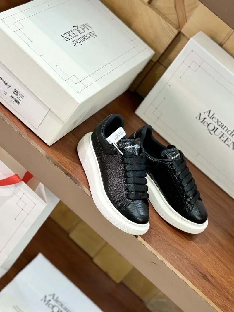 Cozy Alexander Mcqueen Low Shoes 16481