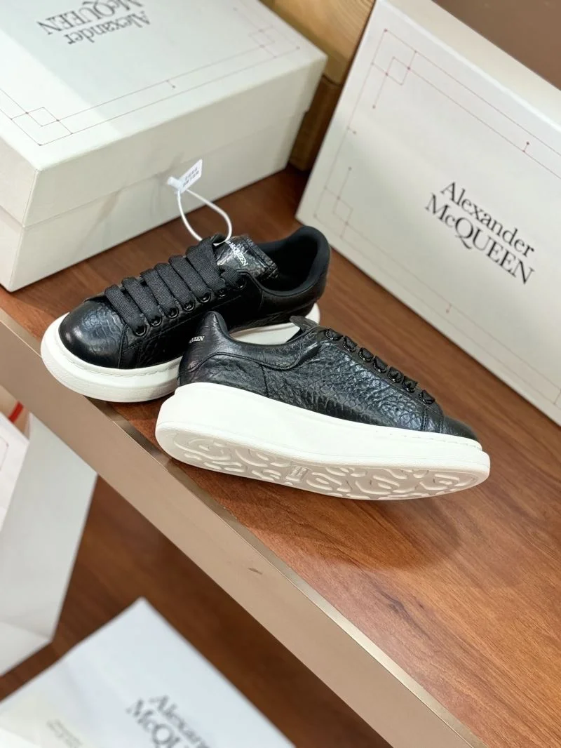 Cozy Alexander Mcqueen Low Shoes 16481