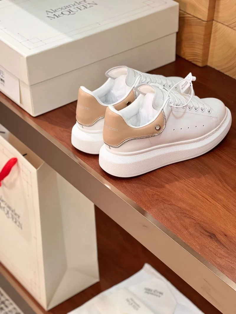 Alexander Mcqueen Low Shoes Packable 16381