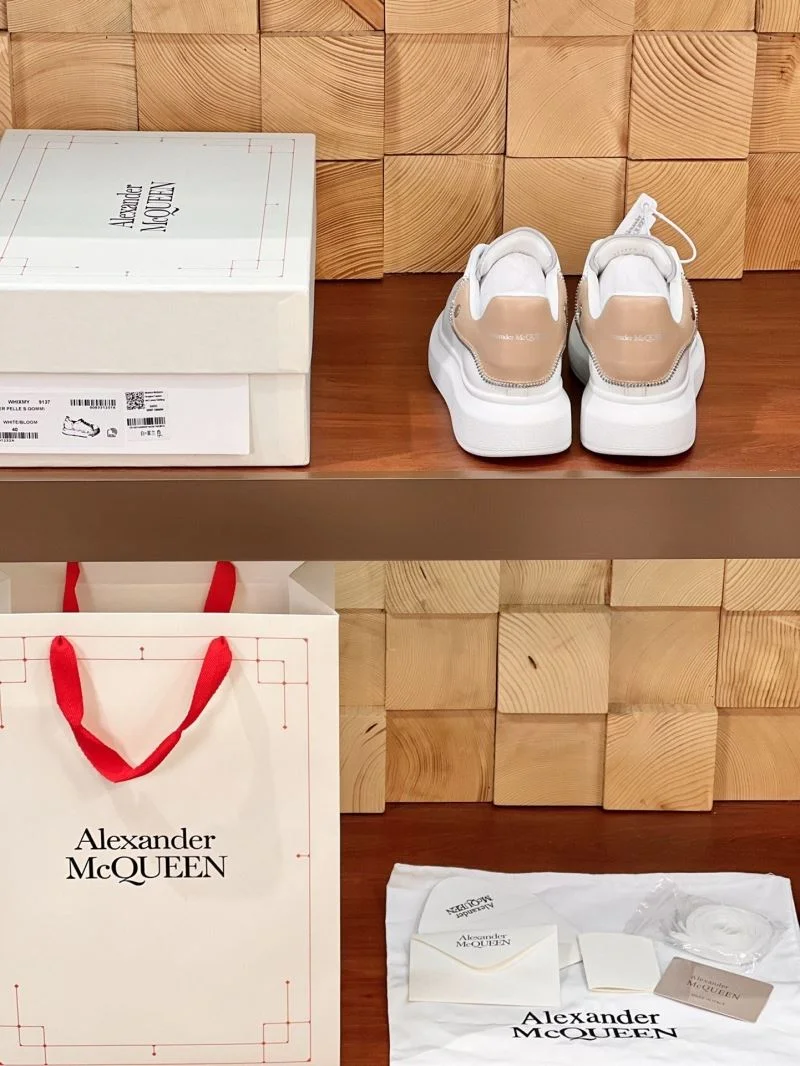 Alexander Mcqueen Low Shoes Packable 16381