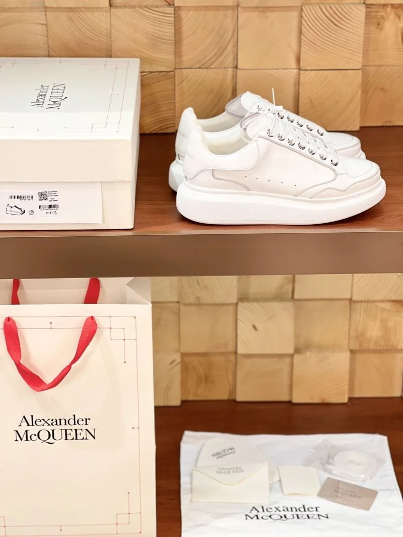 Alexander Mcqueen Low Shoes Sustainable 16376