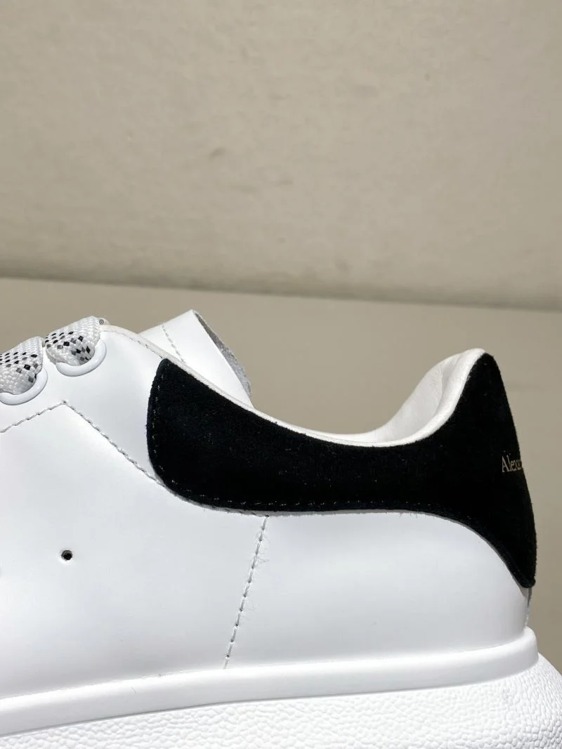 Seasonal Alexander Mcqueen Low Shoes 16415