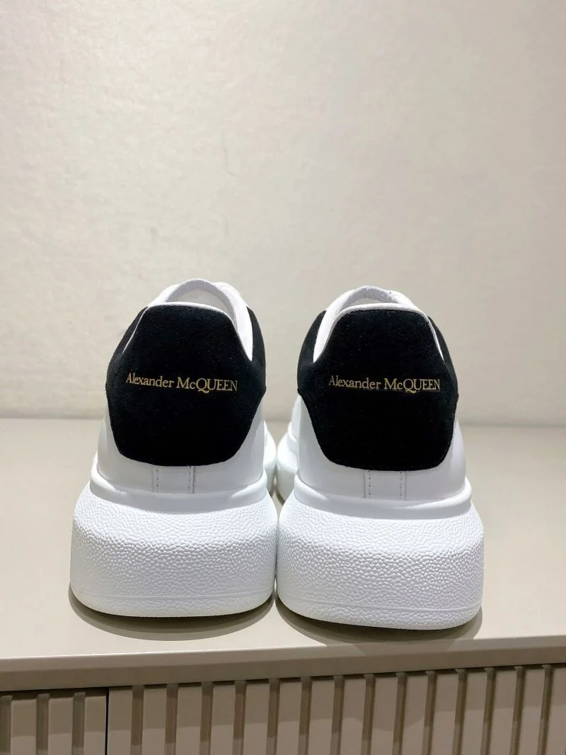 Seasonal Alexander Mcqueen Low Shoes 16415