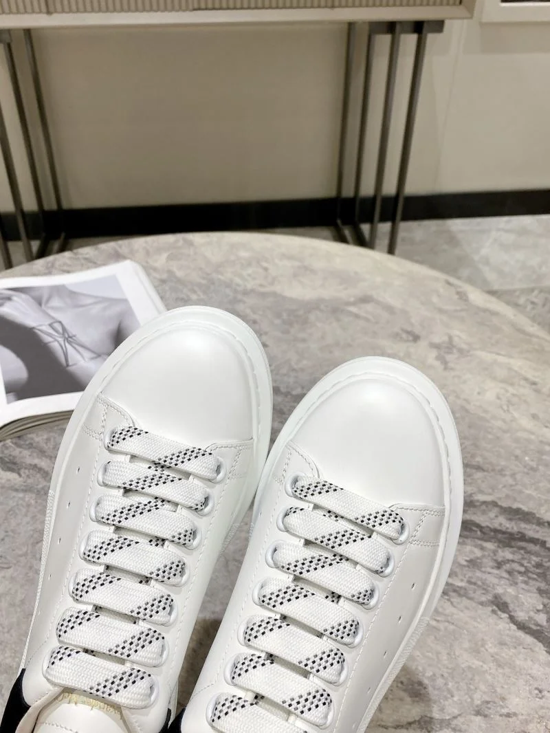Seasonal Alexander Mcqueen Low Shoes 16415