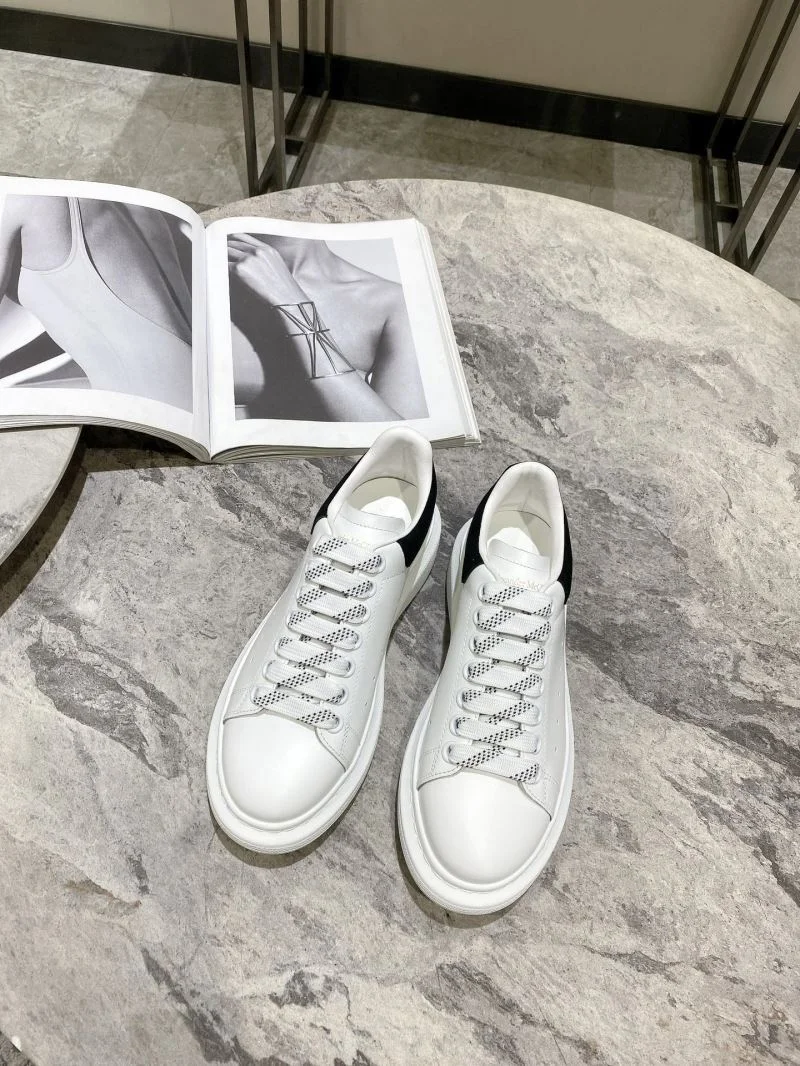 Seasonal Alexander Mcqueen Low Shoes 16415