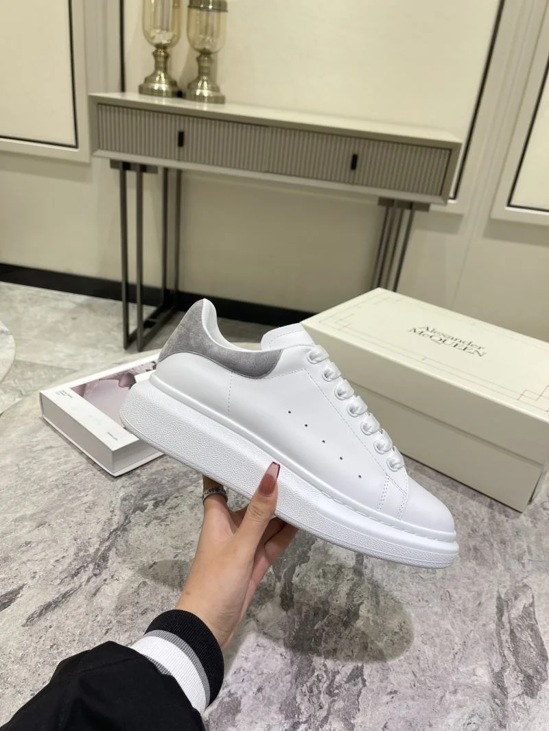 Alexander Mcqueen Low Shoes ComfortFit 16363