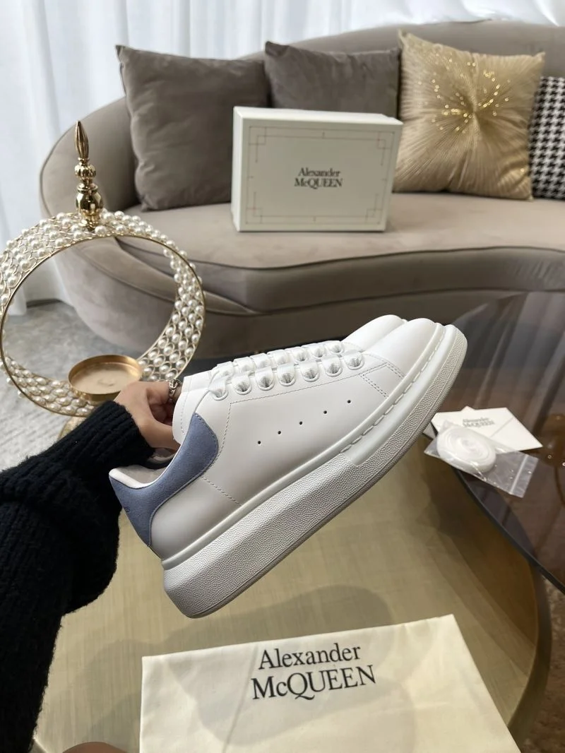 Alexander Mcqueen Low Shoes EyeCatching 16355