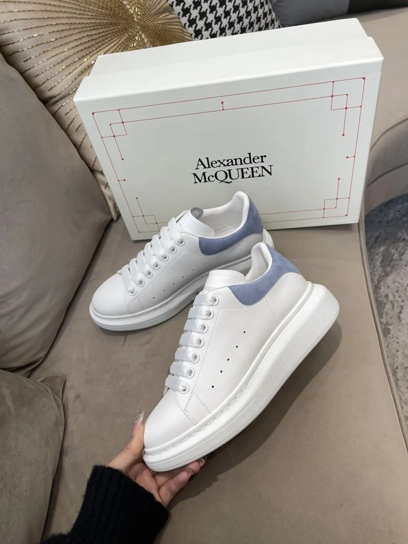 Alexander Mcqueen Low Shoes EyeCatching 16355
