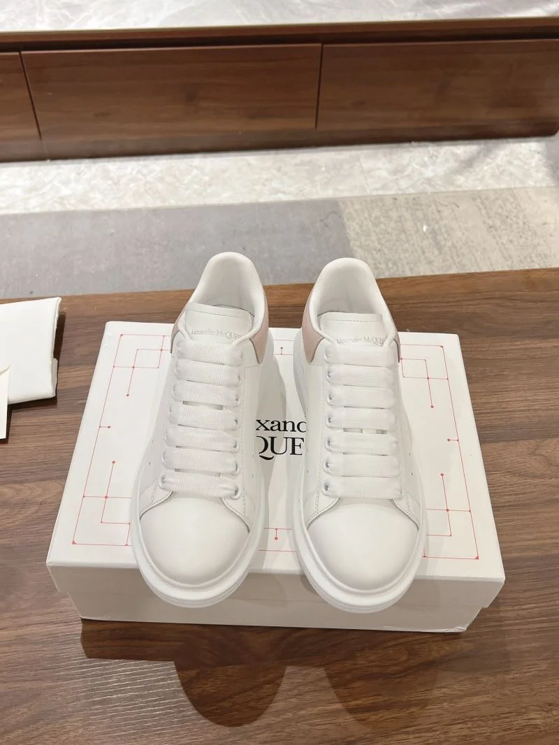 Contemporary Alexander Mcqueen Low Shoes 16350