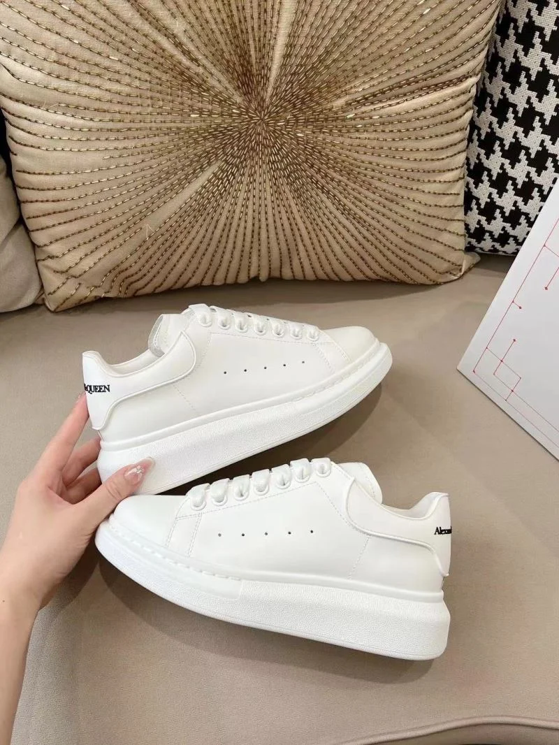 Alexander Mcqueen Low Shoes Sustainable 16352