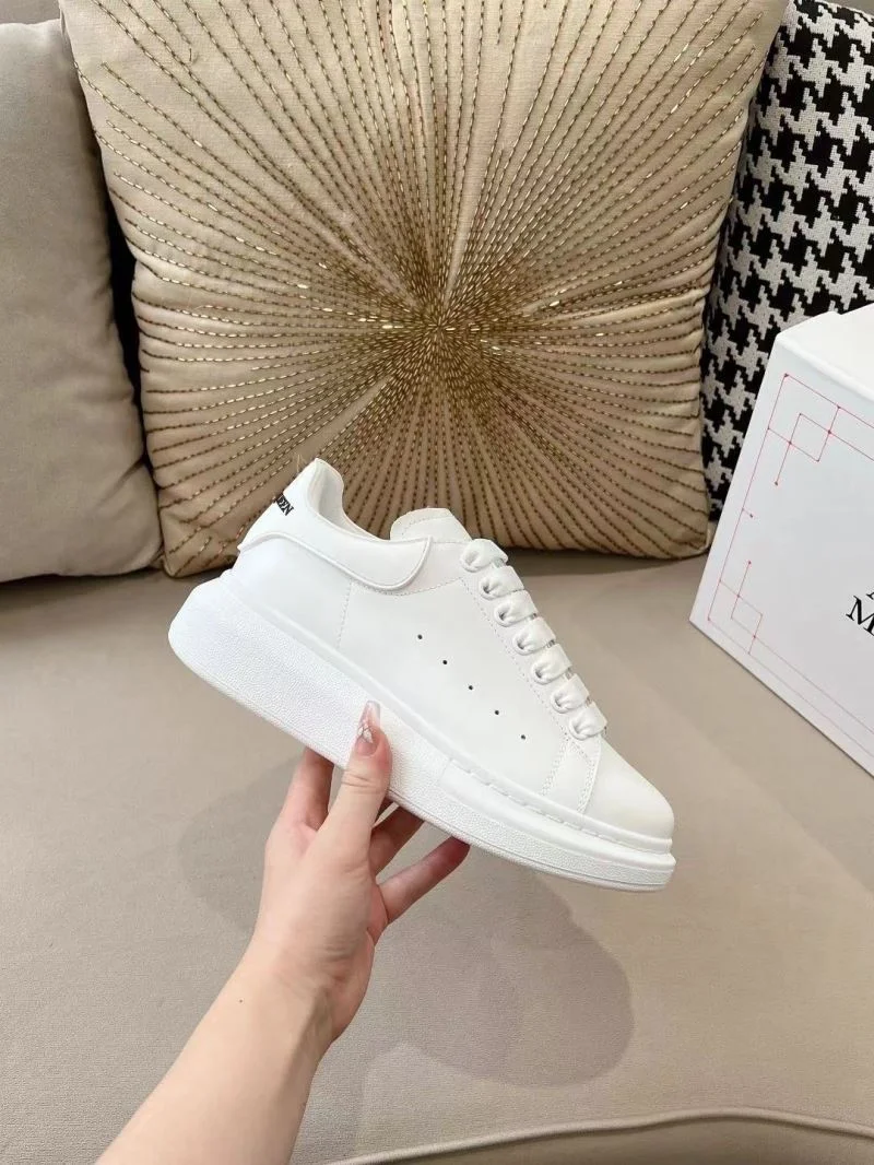 Alexander Mcqueen Low Shoes Sustainable 16352