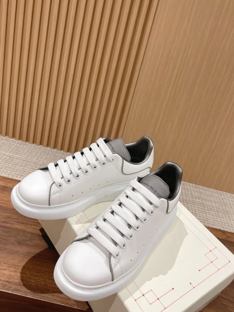 Alexander Mcqueen Low Shoes HighPerformance 16340