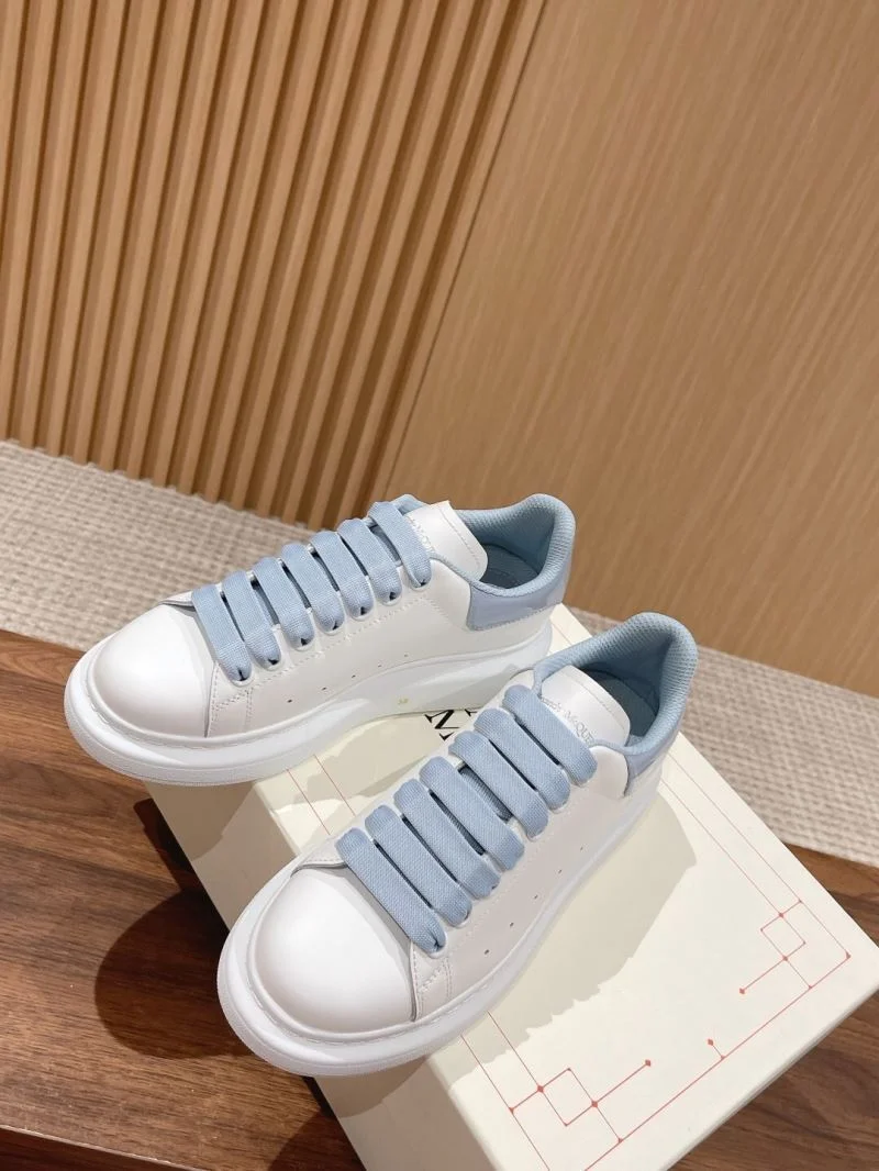 Alexander Mcqueen Low Shoes Bold 16345