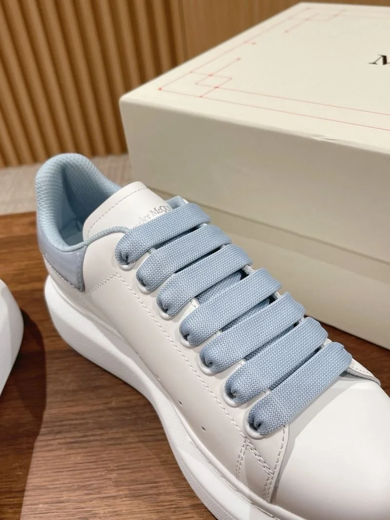 Alexander Mcqueen Low Shoes Bold 16345