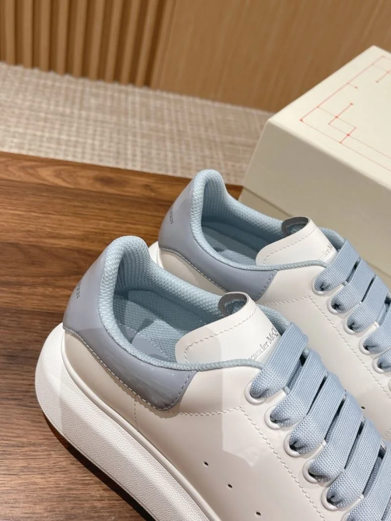 Alexander Mcqueen Low Shoes Bold 16345