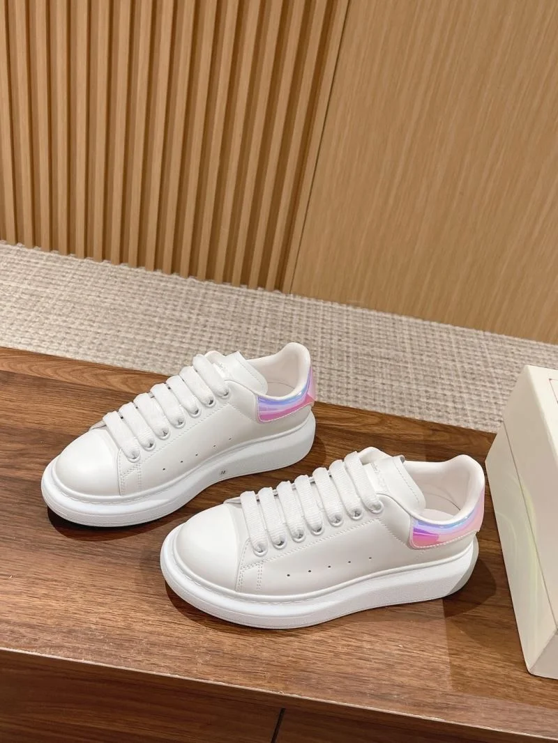 Alexander Mcqueen Low Shoes Sophisticated 16351