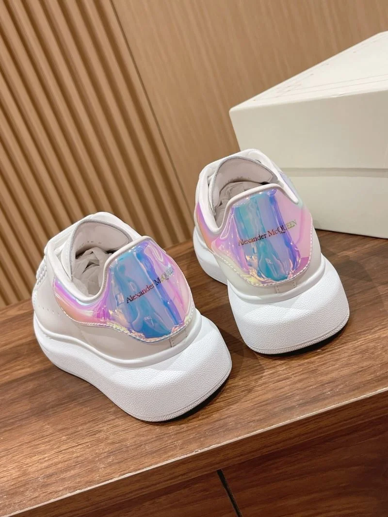 Alexander Mcqueen Low Shoes Sophisticated 16351