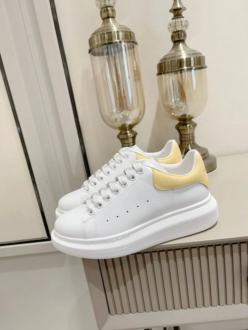 Alexander Mcqueen Low Shoes TimelessDesign 16329