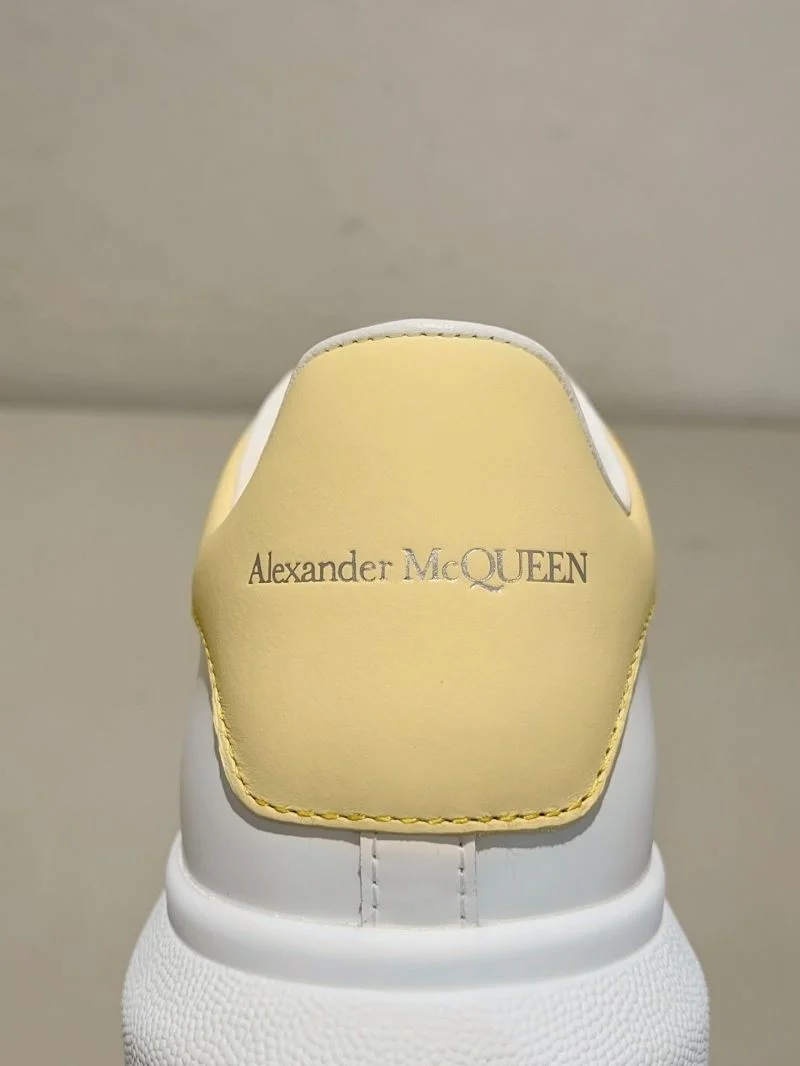 Alexander Mcqueen Low Shoes TimelessDesign 16329