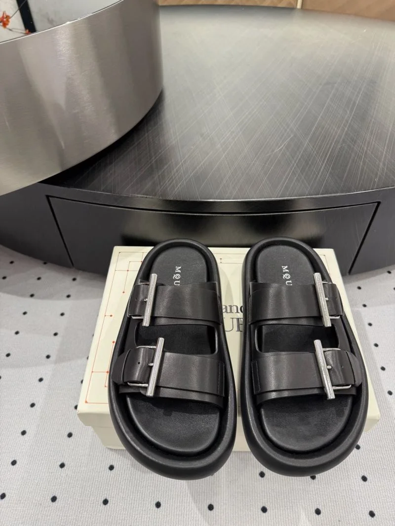 Alexander Mcqueen Slippers WaterResistant 16514