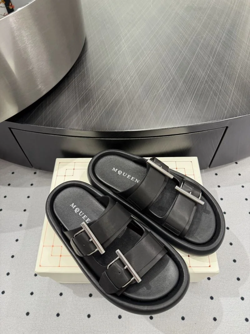 Alexander Mcqueen Slippers WaterResistant 16514