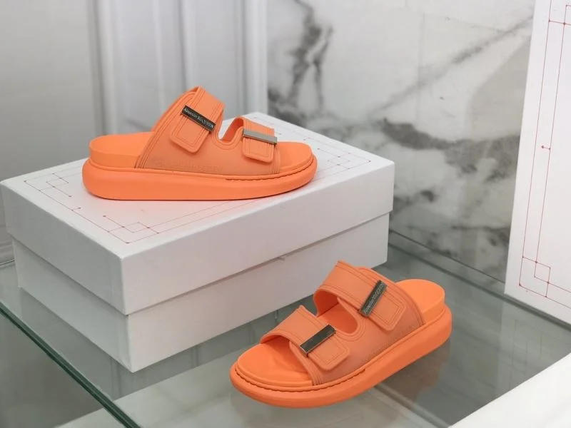Cozy Alexander Mcqueen Slippers 16457