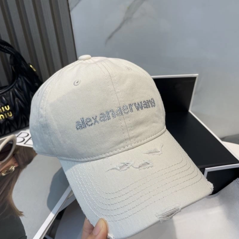 Alexander Wang Caps UrbanStyle 261056