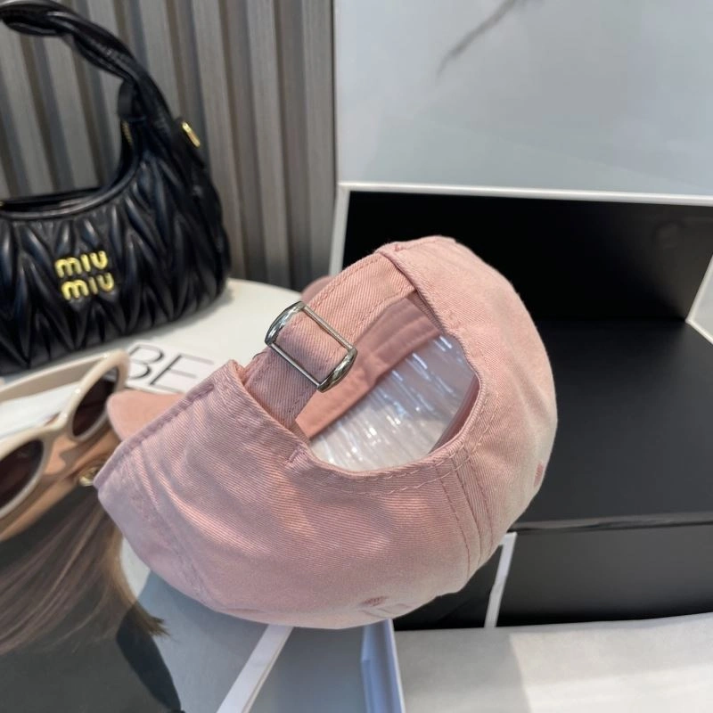 Vibrant Alexander Wang Caps 261051