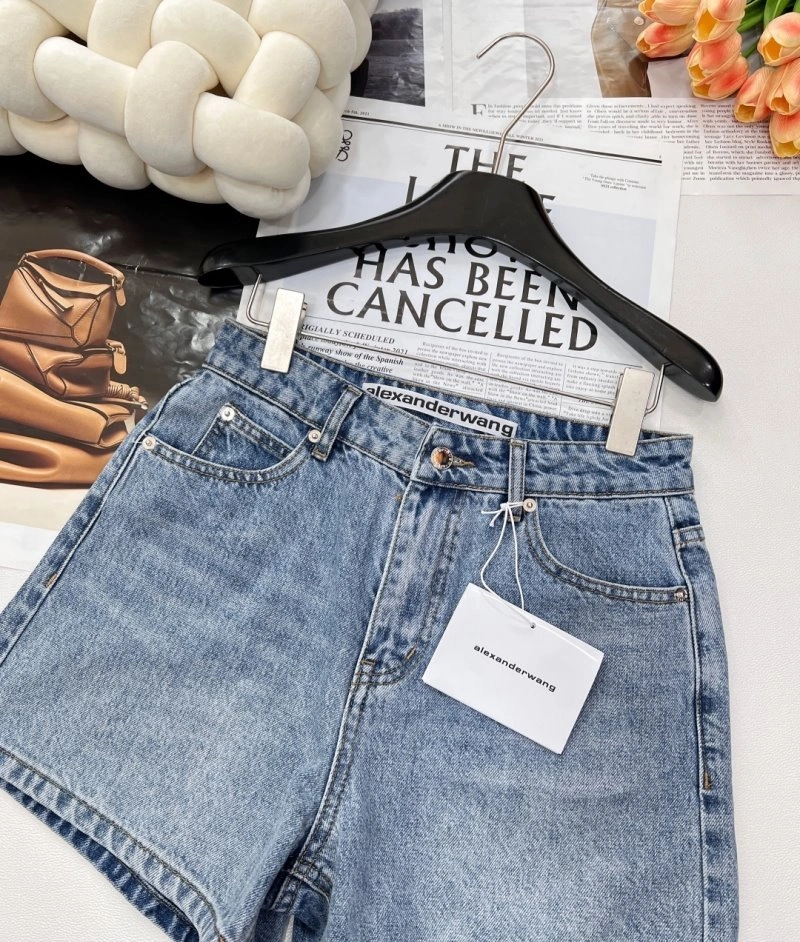 Alexander Wang Short Pants Functional 95015