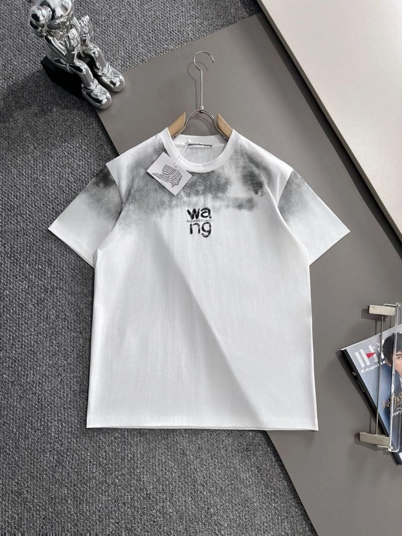 Alexander Wang T-Shirts UrbanChic 95366