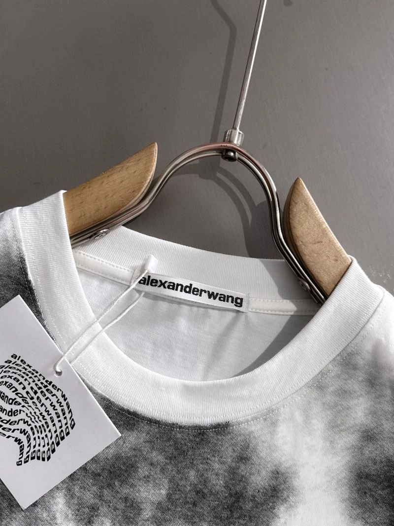 Alexander Wang T-Shirts UrbanChic 95366