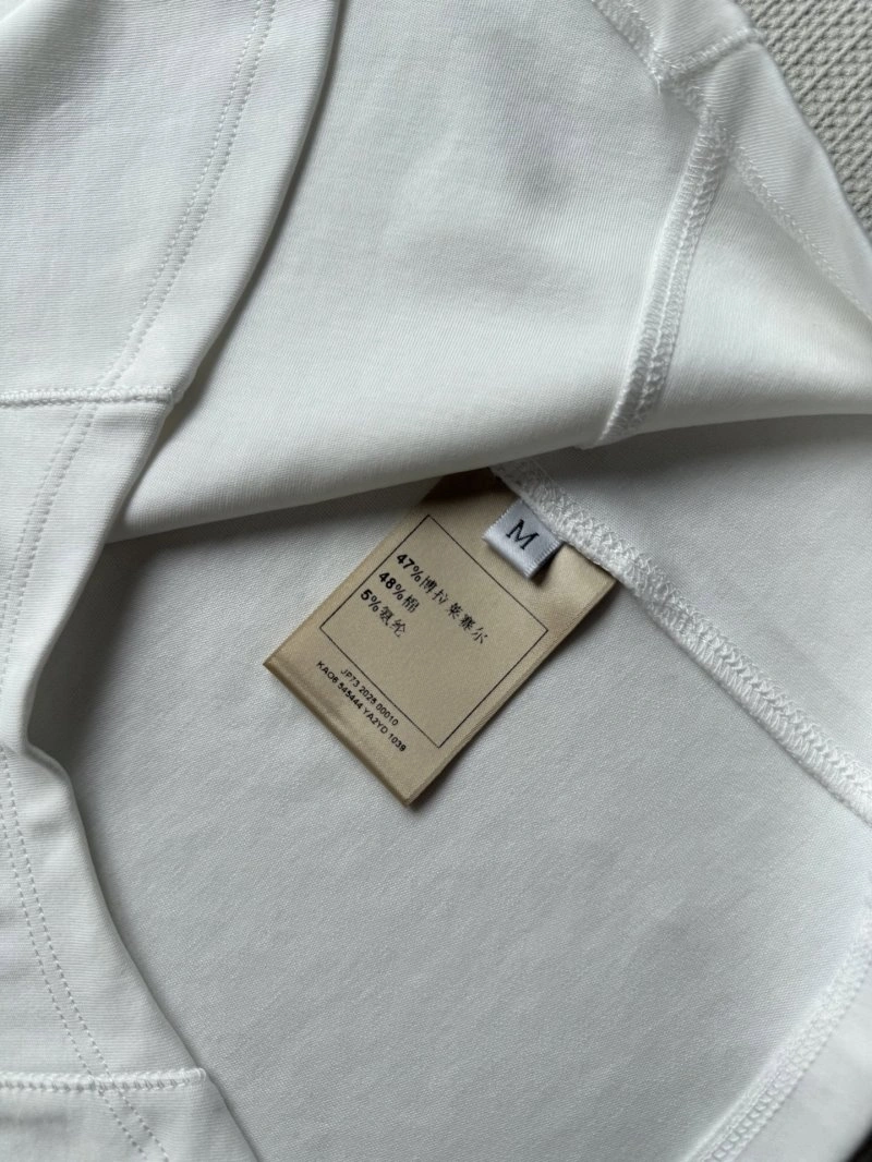 Alexander Wang T-Shirts ModernLook 95100