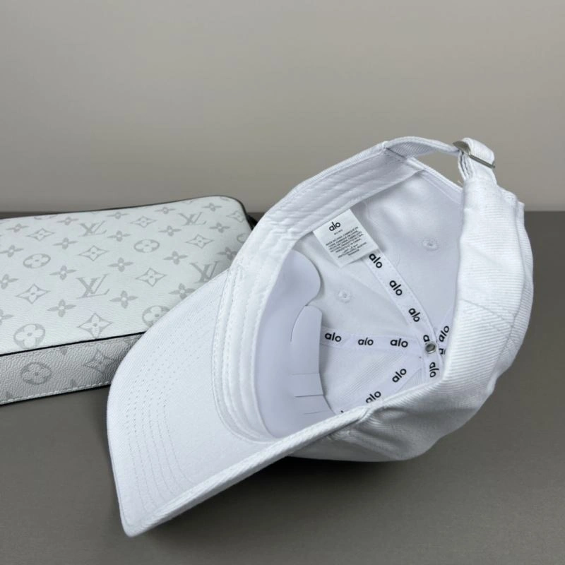 Fashionable Alo Caps 261049
